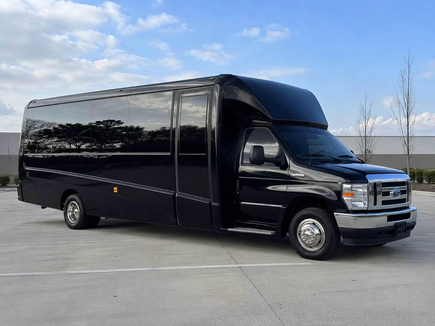 Fayetteville Airport Shuttle & Transportation party bus exterior