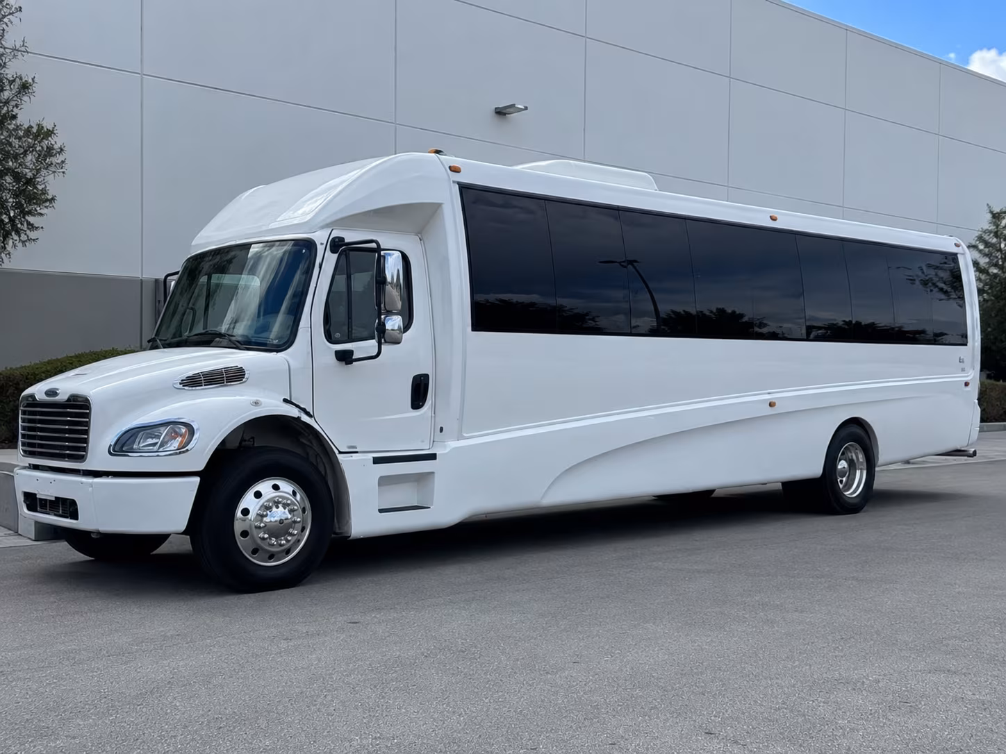 Jacksonville Winery Tour & Pub Crawl Transportation